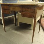 757 4427 WRITING DESK